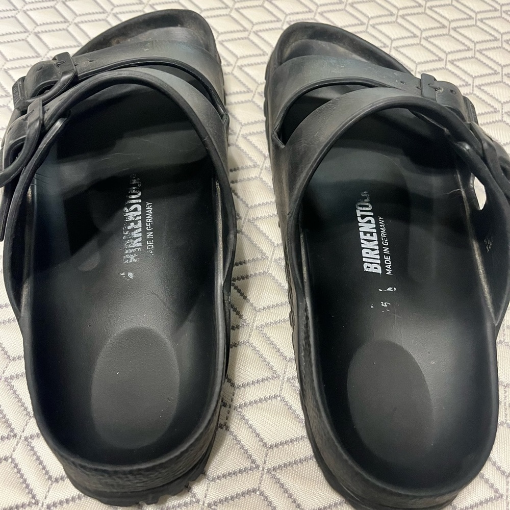 Women’s Birkenstocks size 7